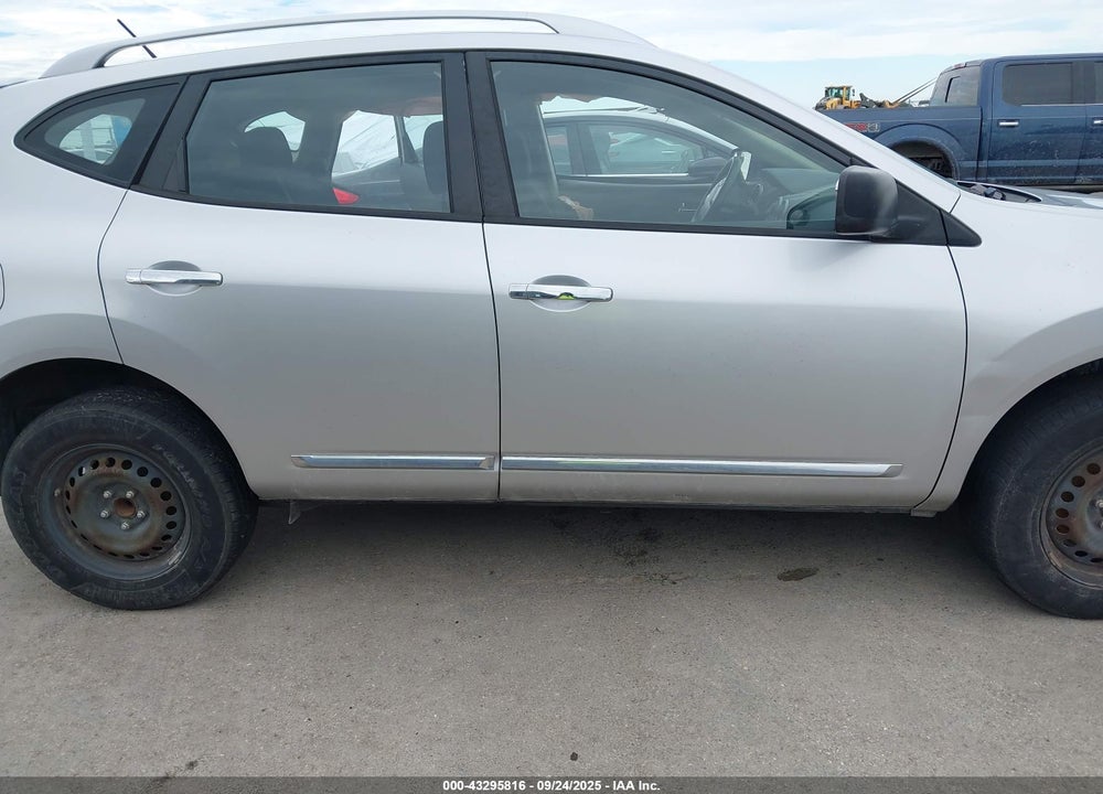 2015 NISSAN ROGUE VIN: JN8AS5MTXFW157027