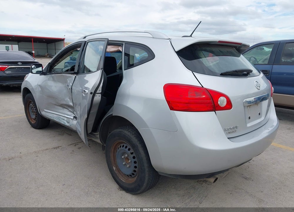 2015 NISSAN ROGUE VIN: JN8AS5MTXFW157027
