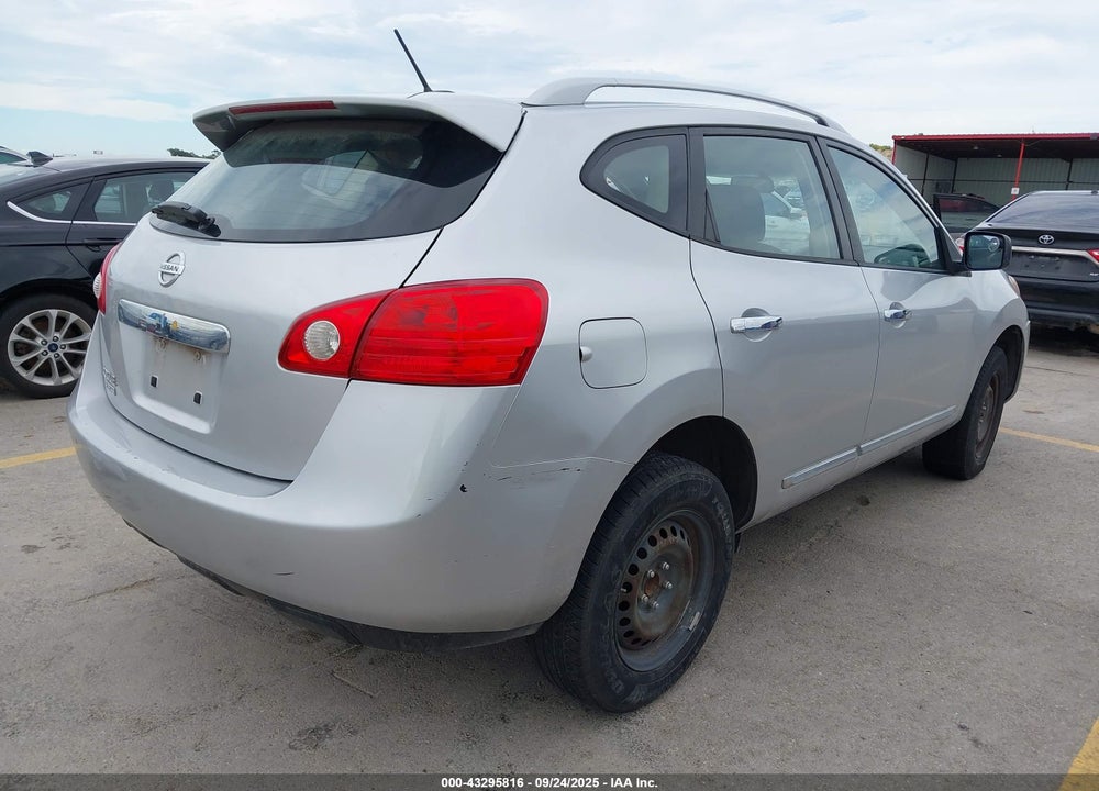 2015 NISSAN ROGUE VIN: JN8AS5MTXFW157027