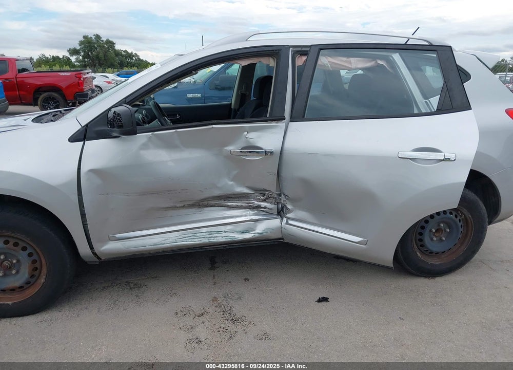 2015 NISSAN ROGUE VIN: JN8AS5MTXFW157027