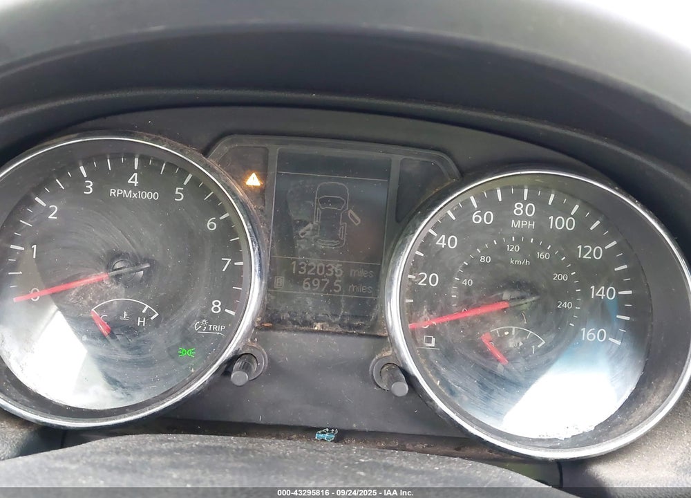 2015 NISSAN ROGUE VIN: JN8AS5MTXFW157027