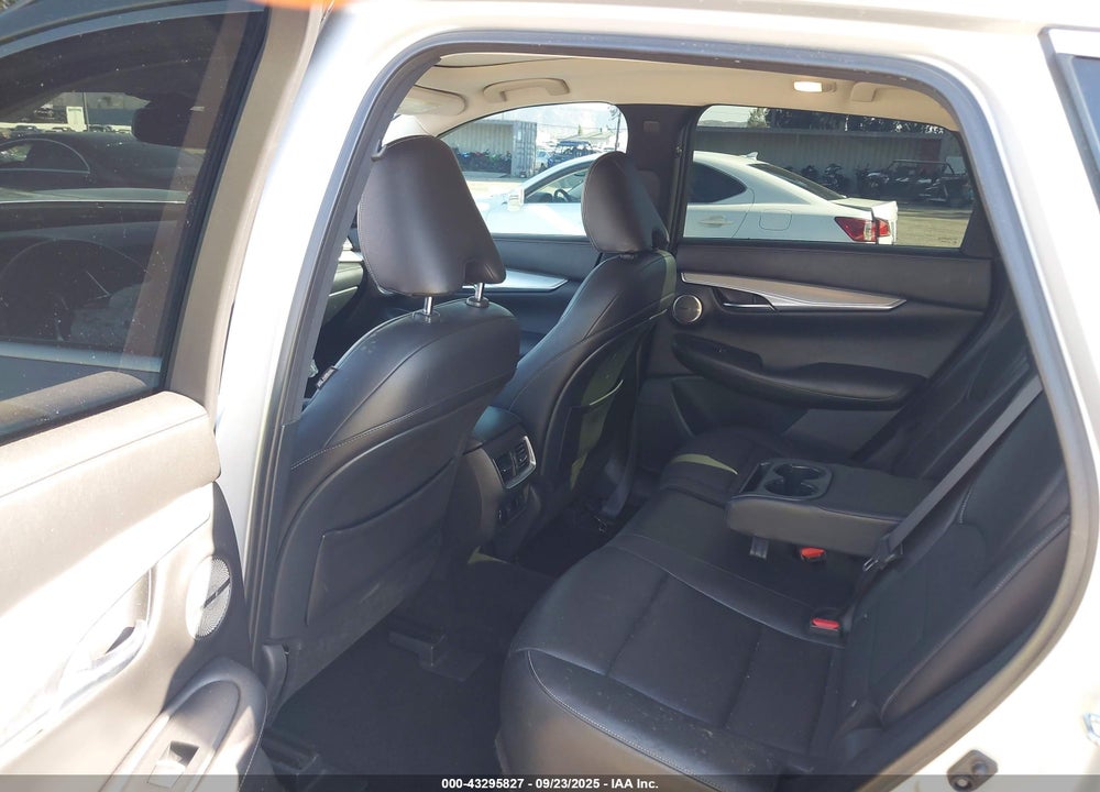 2019 INFINITI QX50 VIN: 3PCAJ5M19KF116139
