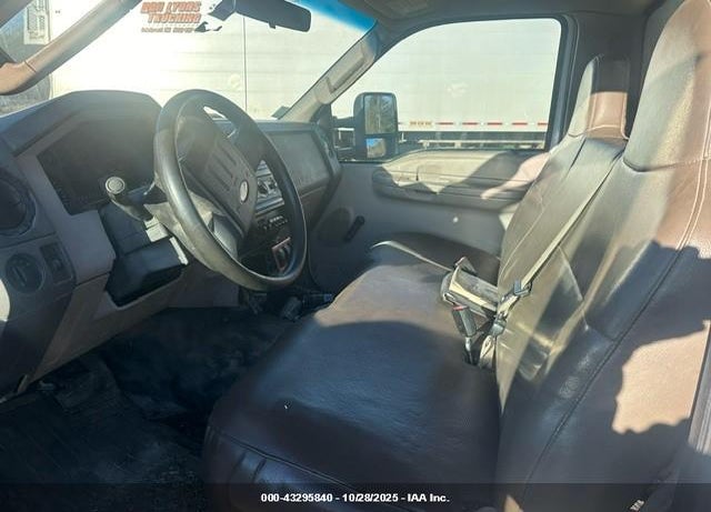 2008 FORD F-550 CHASSIS VIN: 1FDAF56Y88EA24036