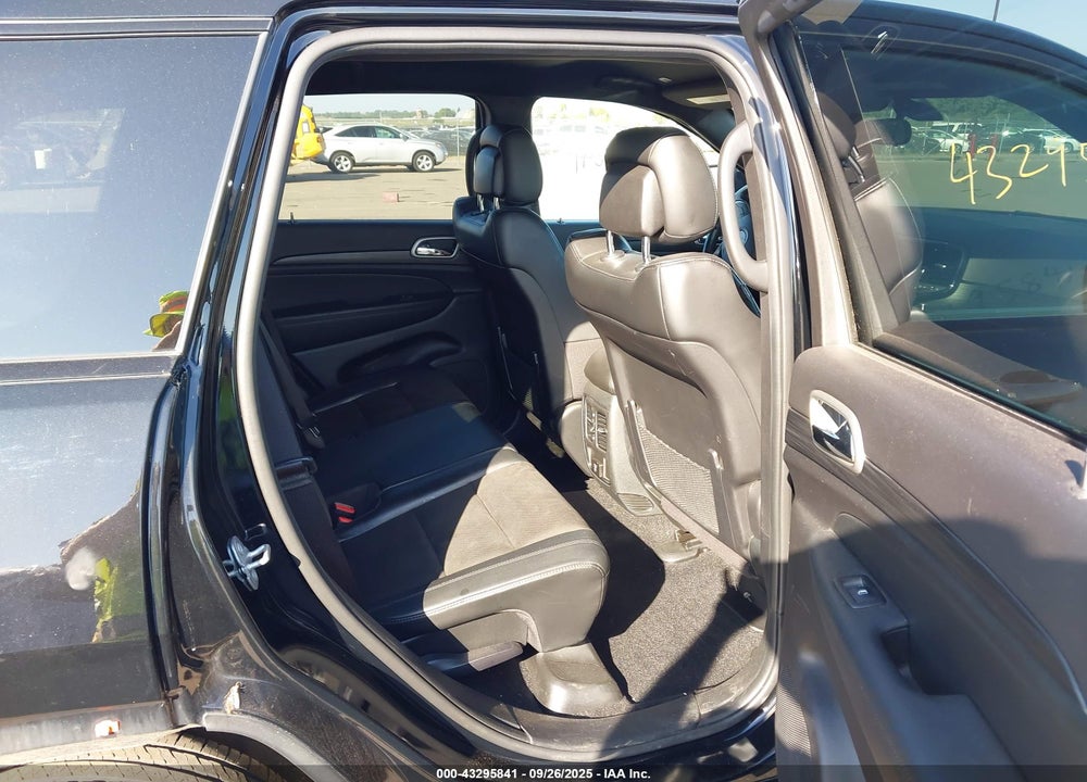 2021 JEEP GRAND CHEROKEE VIN: 1C4RJFAG7MC872201