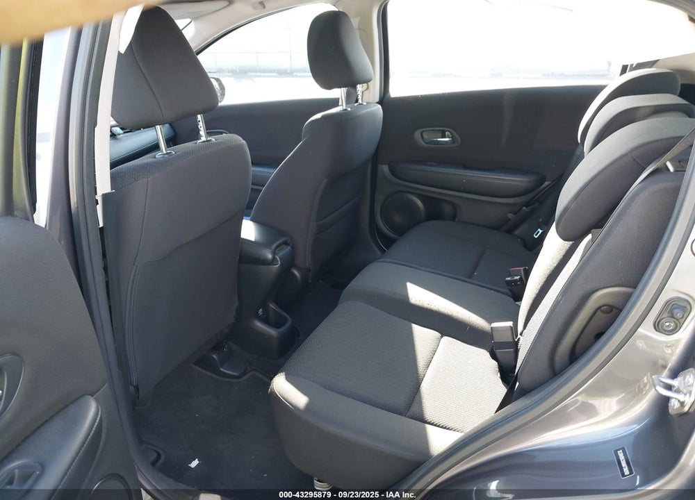 2016 HONDA HR-V LX VIN: 3CZRU5G39GM738292