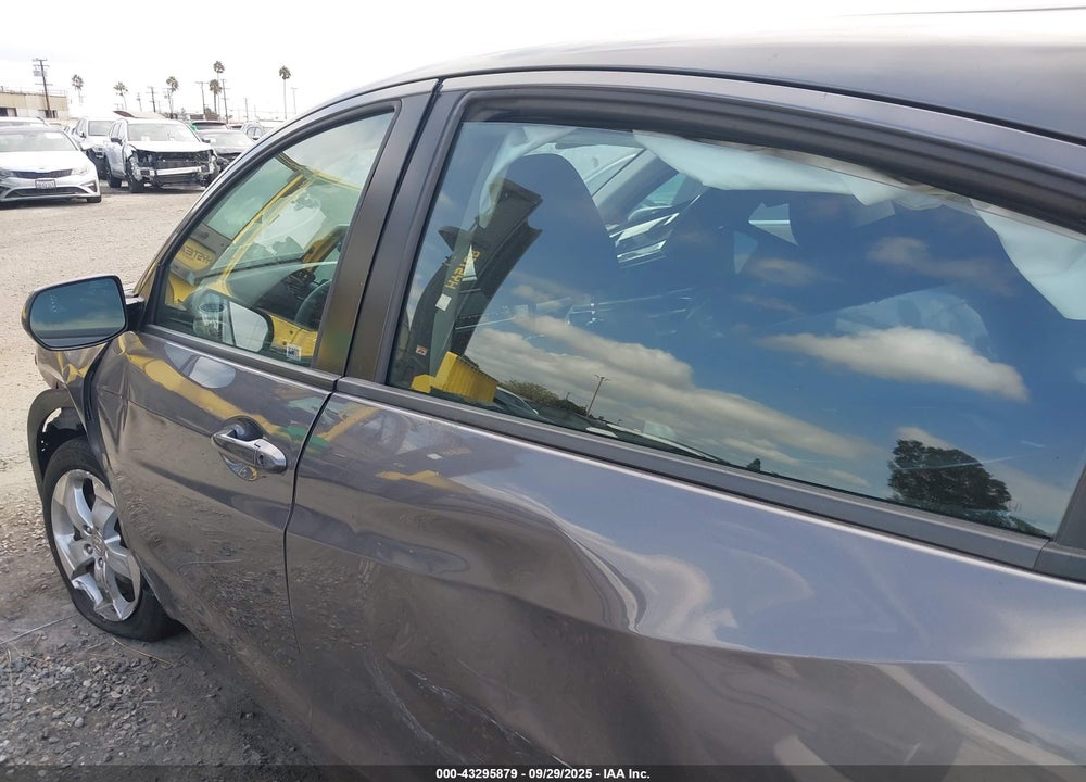 2016 HONDA HR-V LX VIN: 3CZRU5G39GM738292