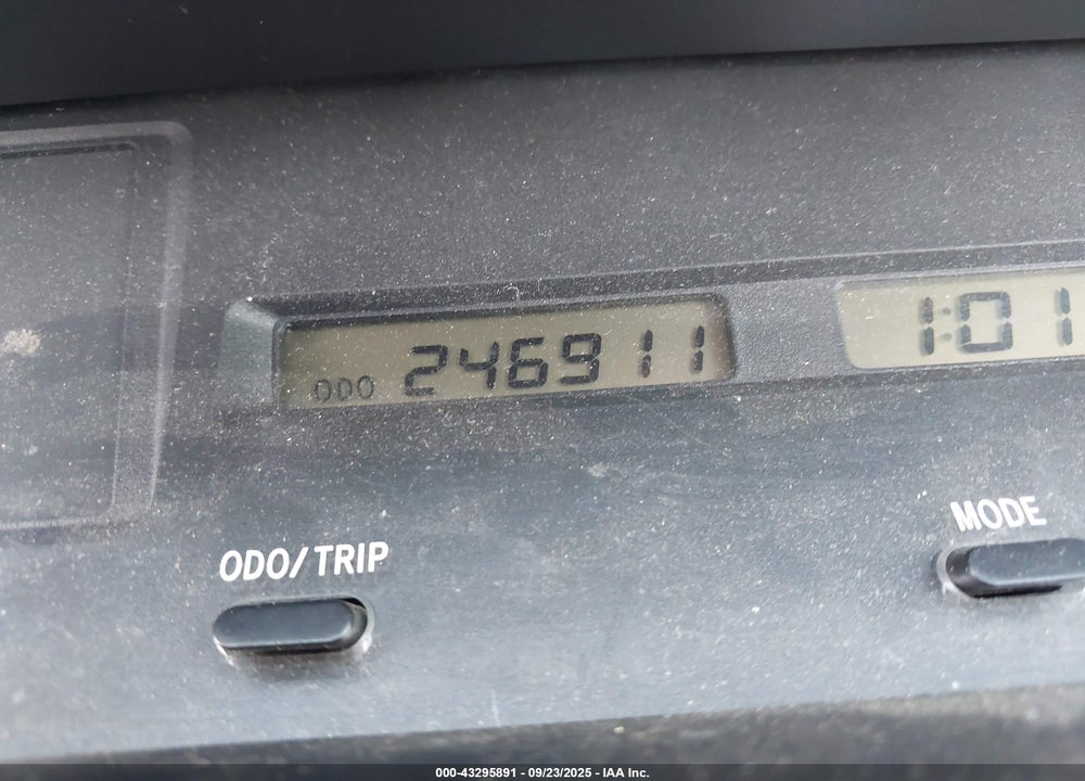 2004 TOYOTA AVALON XL VIN: 4T1BF28B34U363685