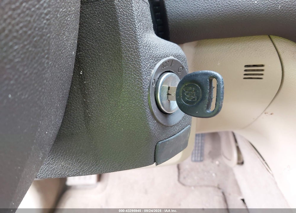 2010 BUICK ENCLAVE VIN: 5GALRBED6AJ140156