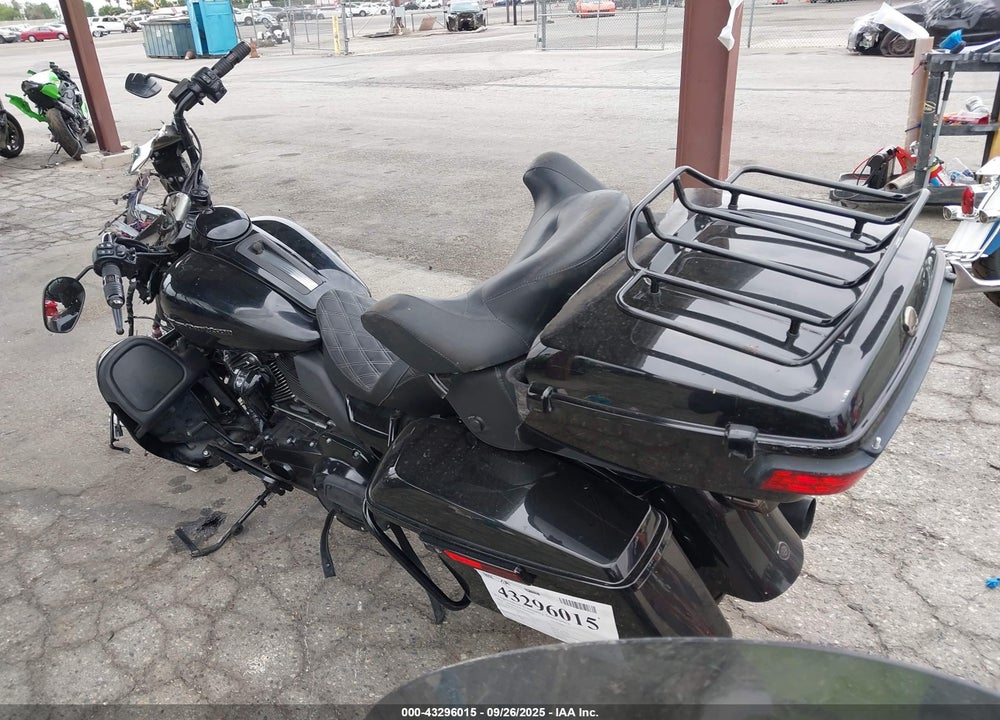 2022 HARLEY-DAVIDSON FLHTK VIN: 1HD1KEF27NB647901