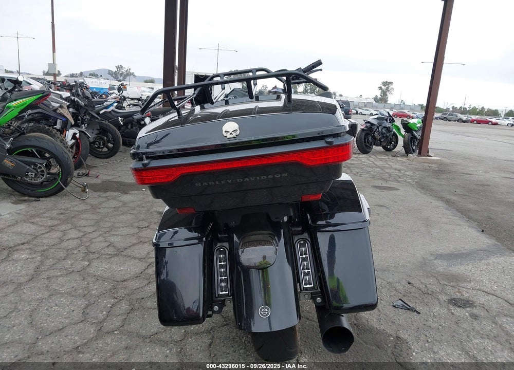 2022 HARLEY-DAVIDSON FLHTK VIN: 1HD1KEF27NB647901