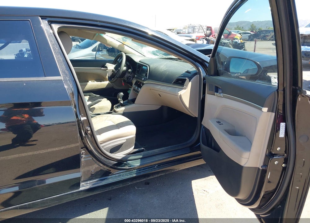 2020 HYUNDAI ELANTRA SEL VIN: KMHD84LF9LU921661