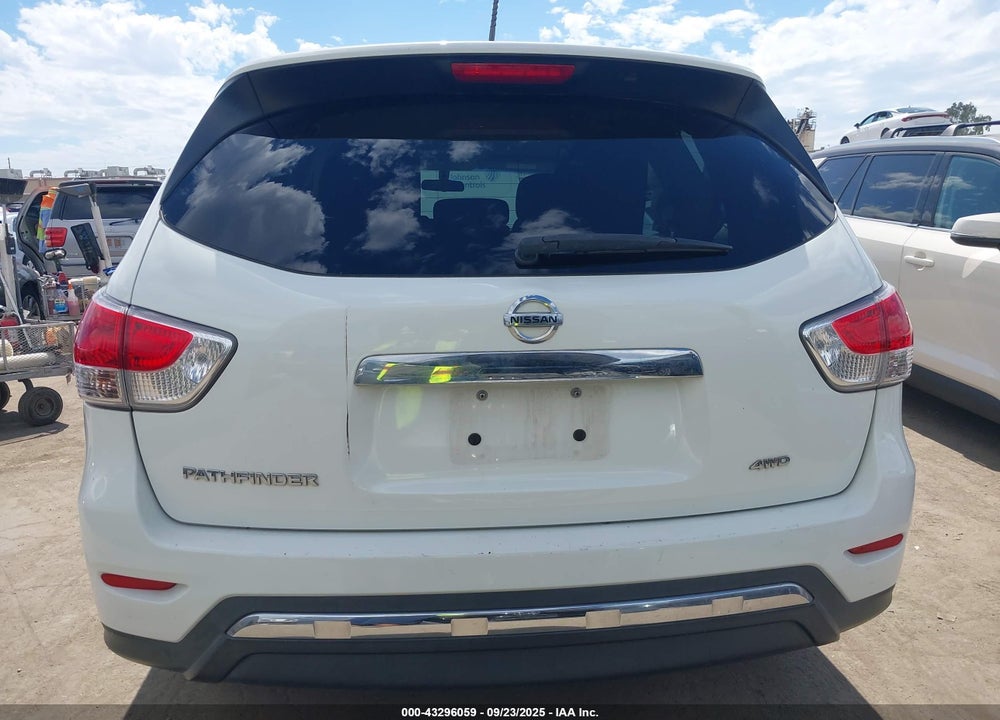 2015 NISSAN PATHFINDER VIN: 5N1AR2MM2FC666976