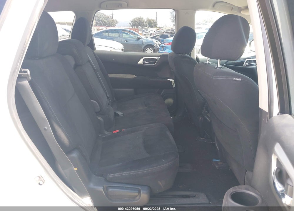 2015 NISSAN PATHFINDER VIN: 5N1AR2MM2FC666976