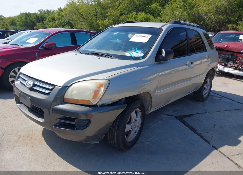 2008 KIA SPORTAGE VIN: KNDJF724287457858