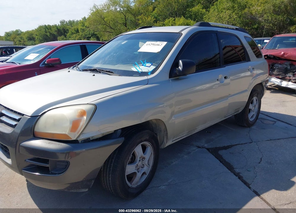 2008 KIA SPORTAGE VIN: KNDJF724287457858