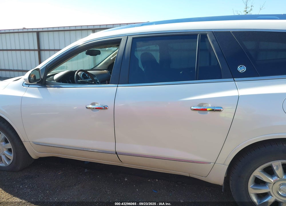2013 BUICK ENCLAVE VIN: 5GAKVDKD4DJ162636