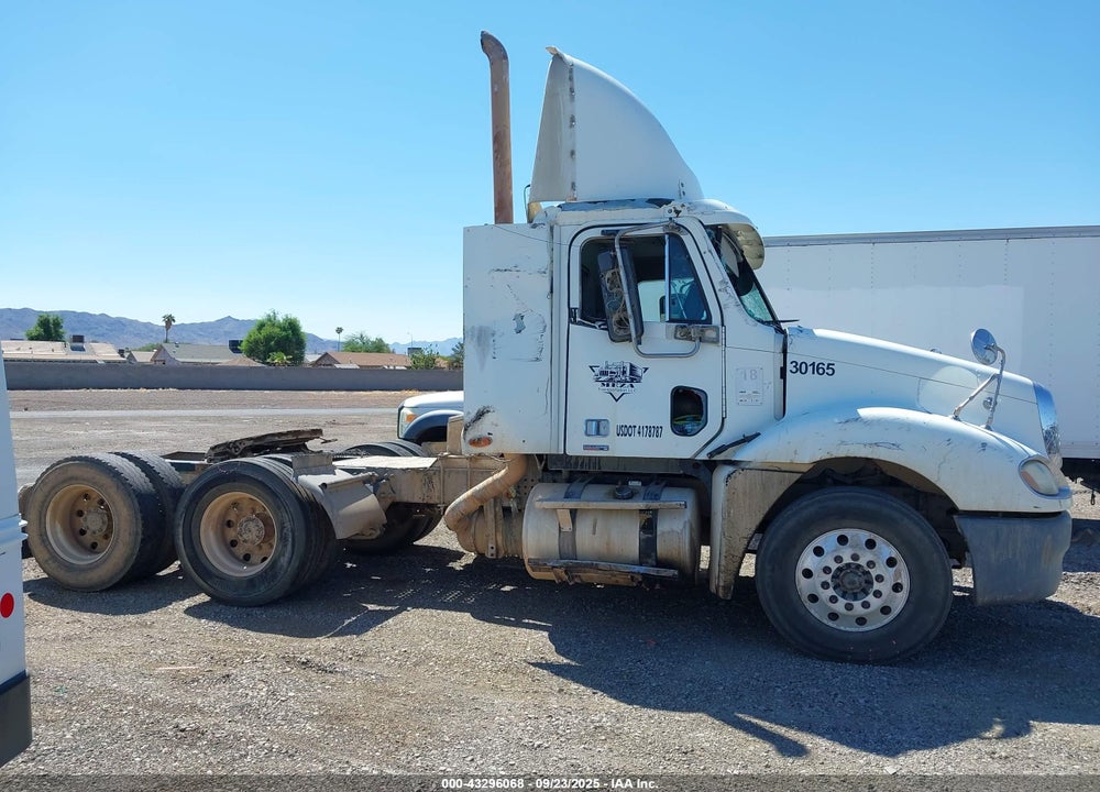2009 FREIGHTLINER CONVENTIONAL COLUMBIA VIN: 1FUJA6CK89DAG7718