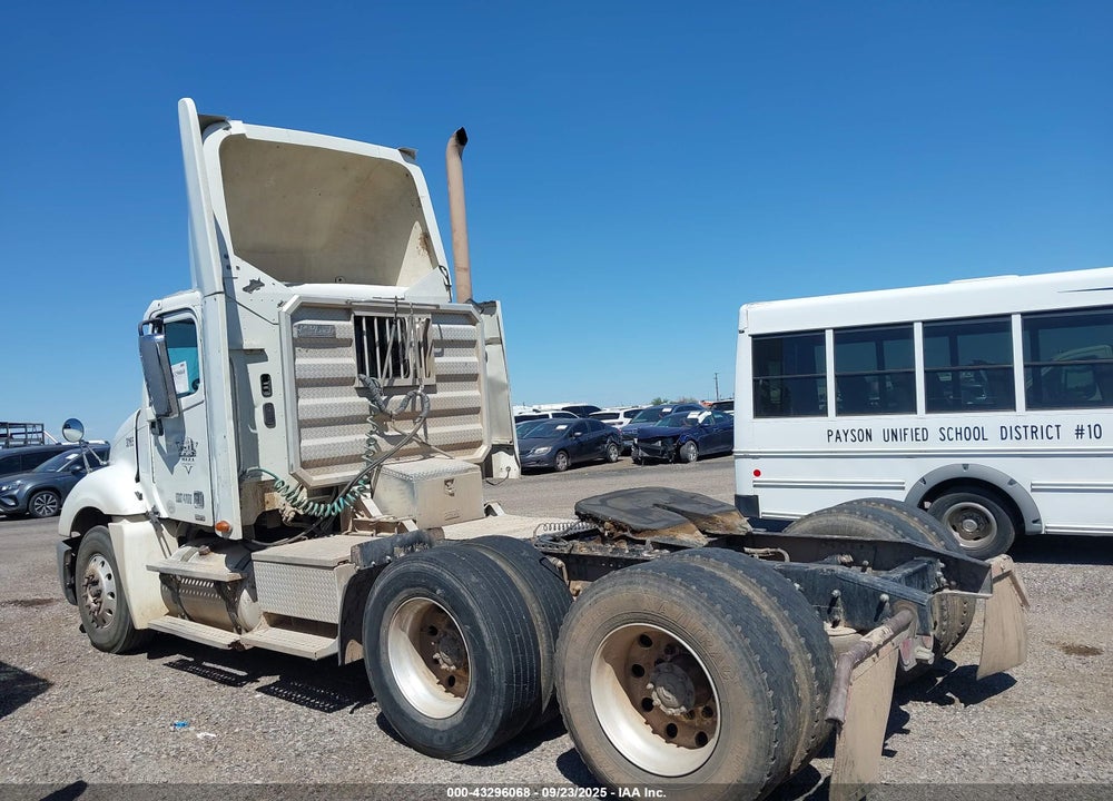 2009 FREIGHTLINER CONVENTIONAL COLUMBIA VIN: 1FUJA6CK89DAG7718