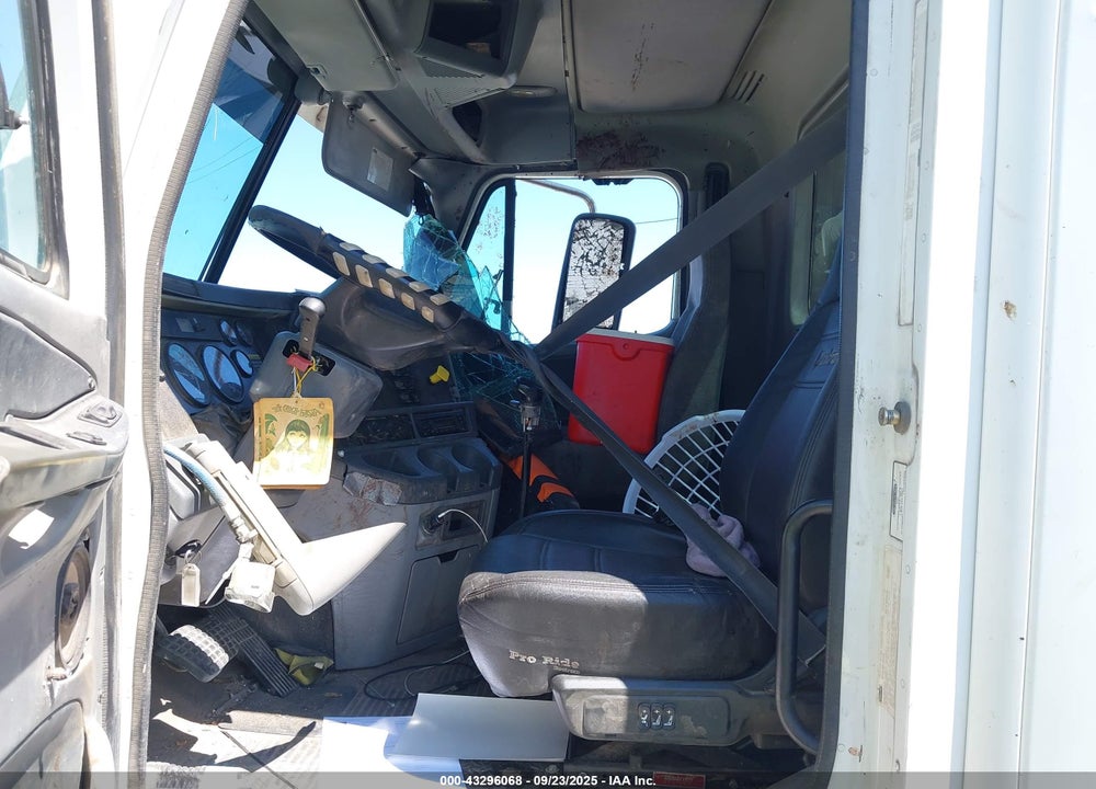 2009 FREIGHTLINER CONVENTIONAL COLUMBIA VIN: 1FUJA6CK89DAG7718