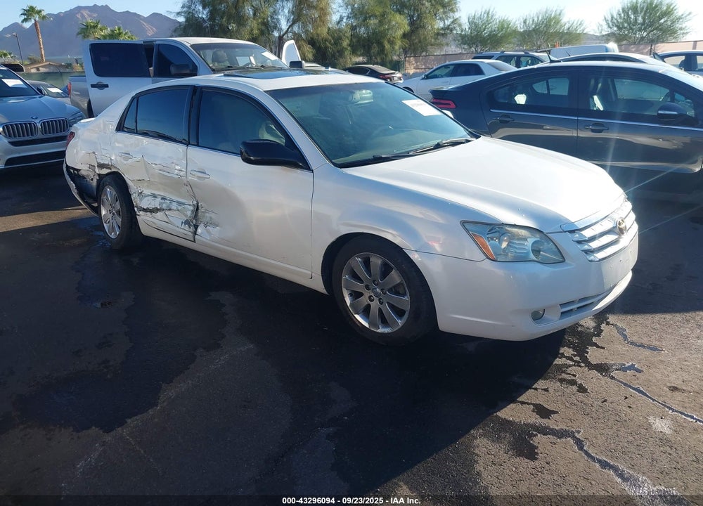2005 TOYOTA AVALON XLS VIN: 4T1BK36B05U055671