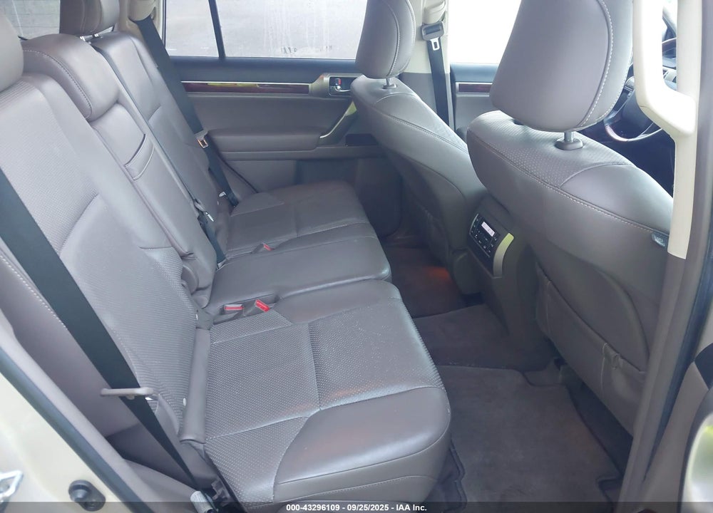 2011 LEXUS GX 460 VIN: JTJBM7FX6B5031623