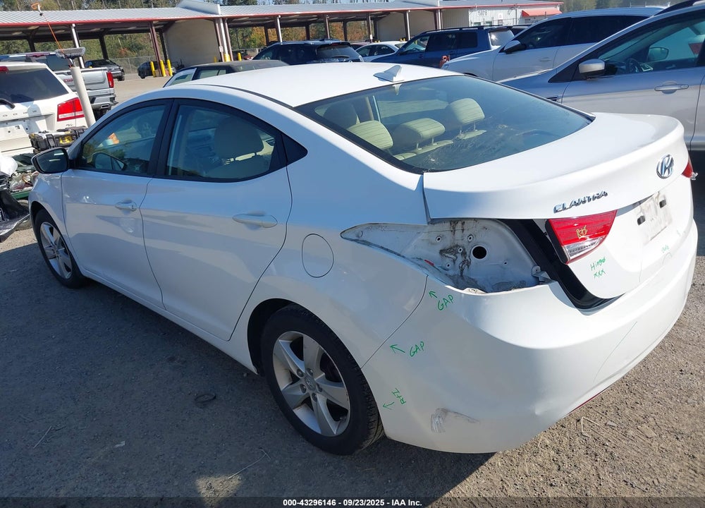 2013 HYUNDAI ELANTRA VIN: 5NPDH4AE0DH165034