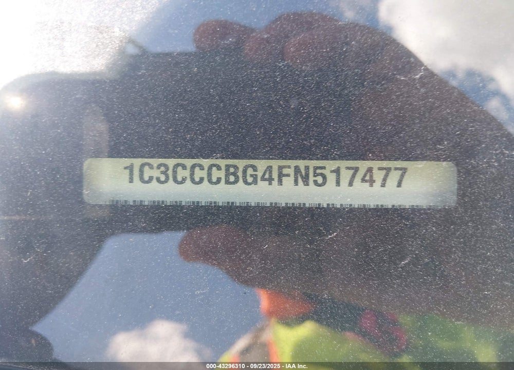 2015 CHRYSLER 200 S VIN: 1C3CCCBG4FN517477