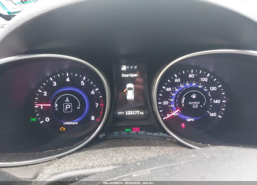 2013 HYUNDAI SANTA FE VIN: KM8SRDHF8DU007870