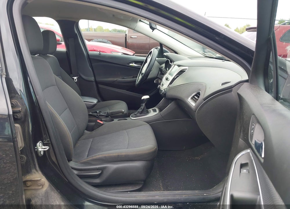 2018 CHEVROLET CRUZE LS MANUAL VIN: 1G1BB5SM6J7170820