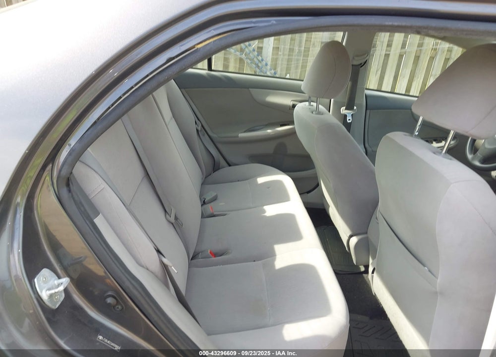 2010 TOYOTA COROLLA LE VIN: JTDBU4EE5A9098903