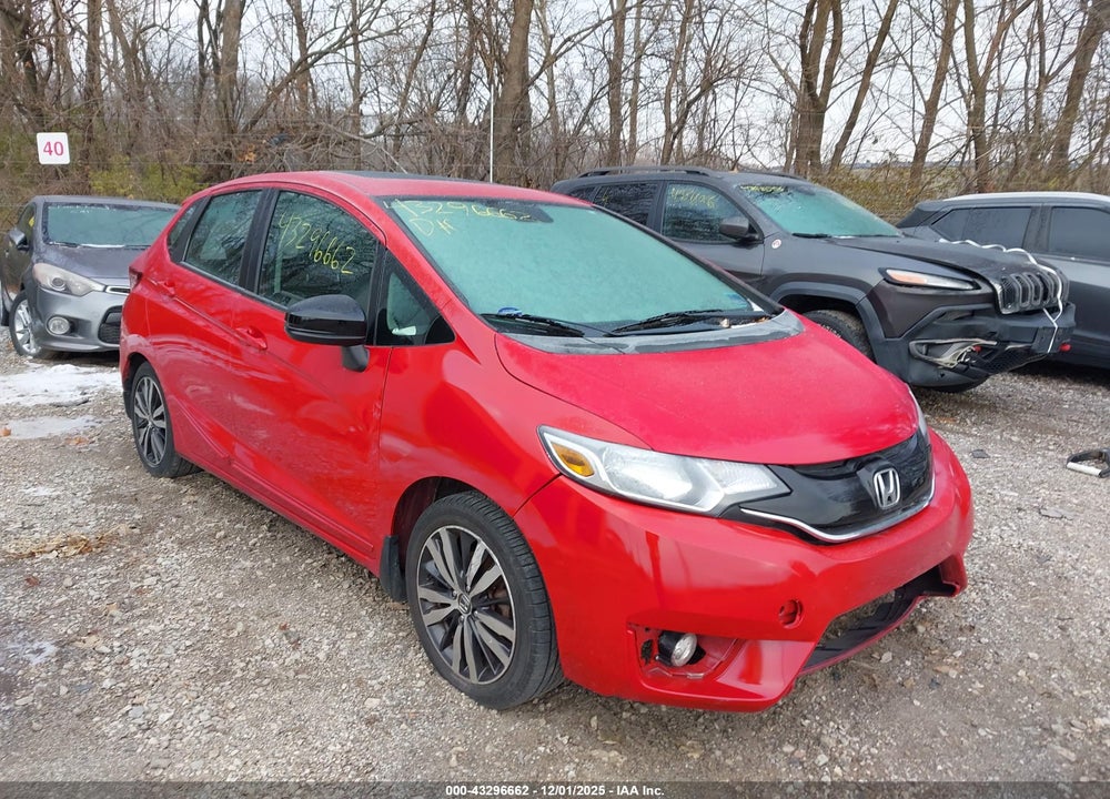 2015 HONDA FIT VIN: 3HGGK5H86FM767746