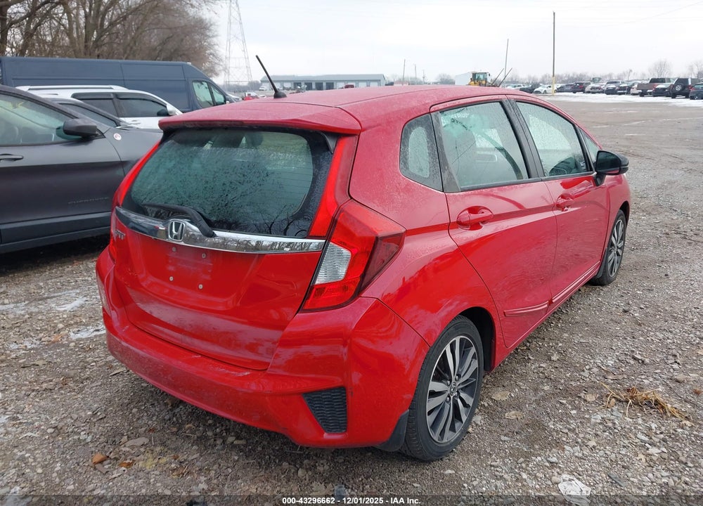 2015 HONDA FIT VIN: 3HGGK5H86FM767746