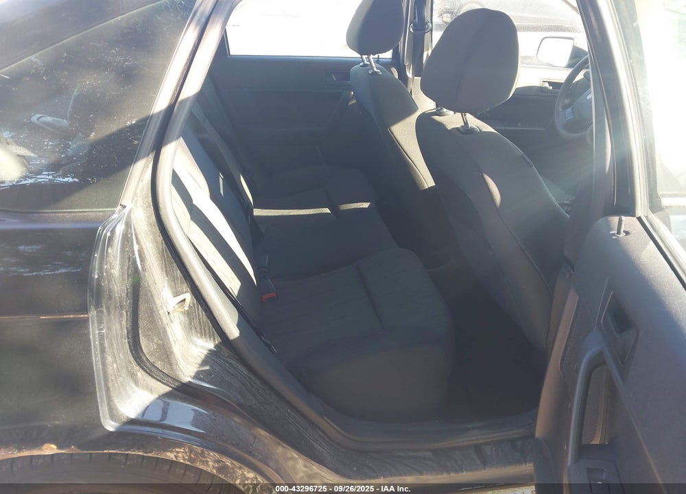2009 FORD FOCUS VIN: 1FAHP35N09W180519
