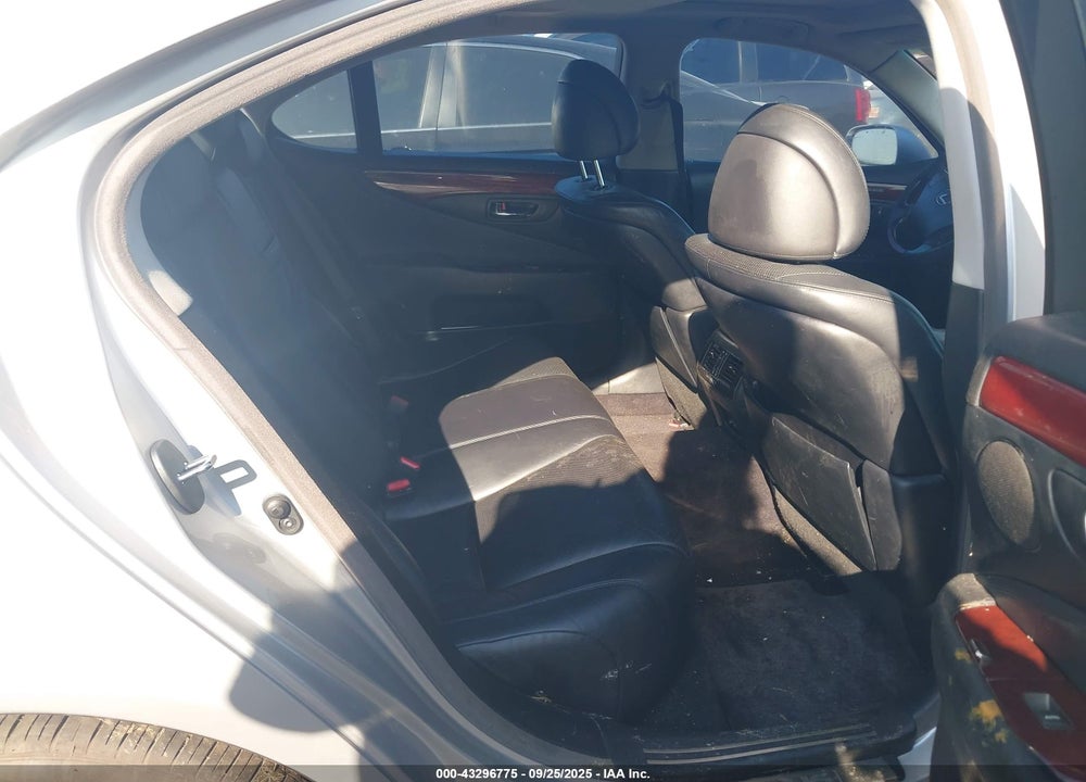 2007 LEXUS LS 460 VIN: JTHBL46F975051494