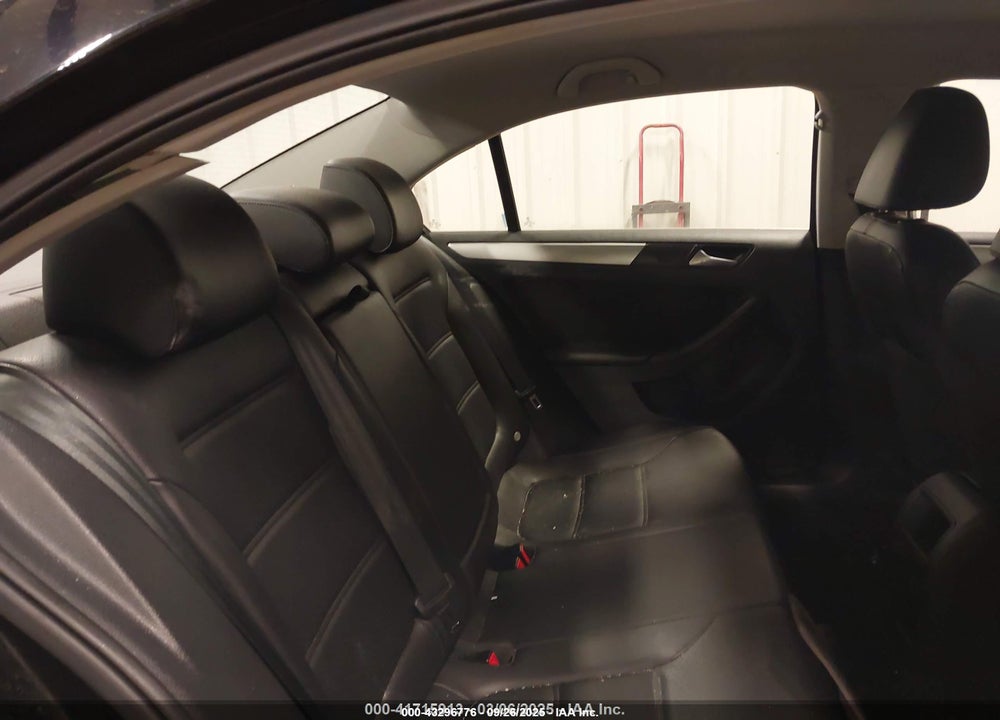 2014 VOLKSWAGEN JETTA VIN: 3VWD17AJ8EM426213