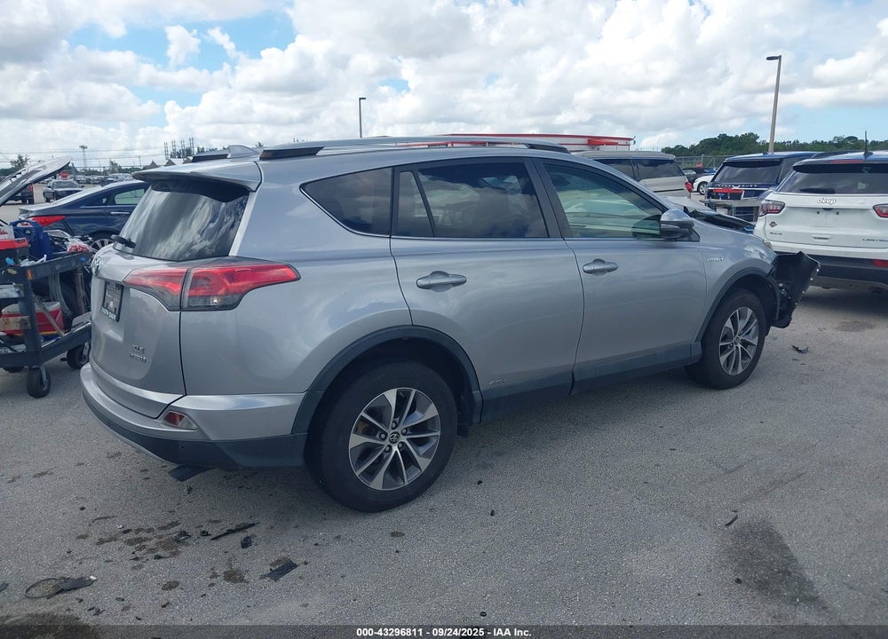 2018 TOYOTA RAV4 HYBRID XLE VIN: JTMRJREV2JD237029