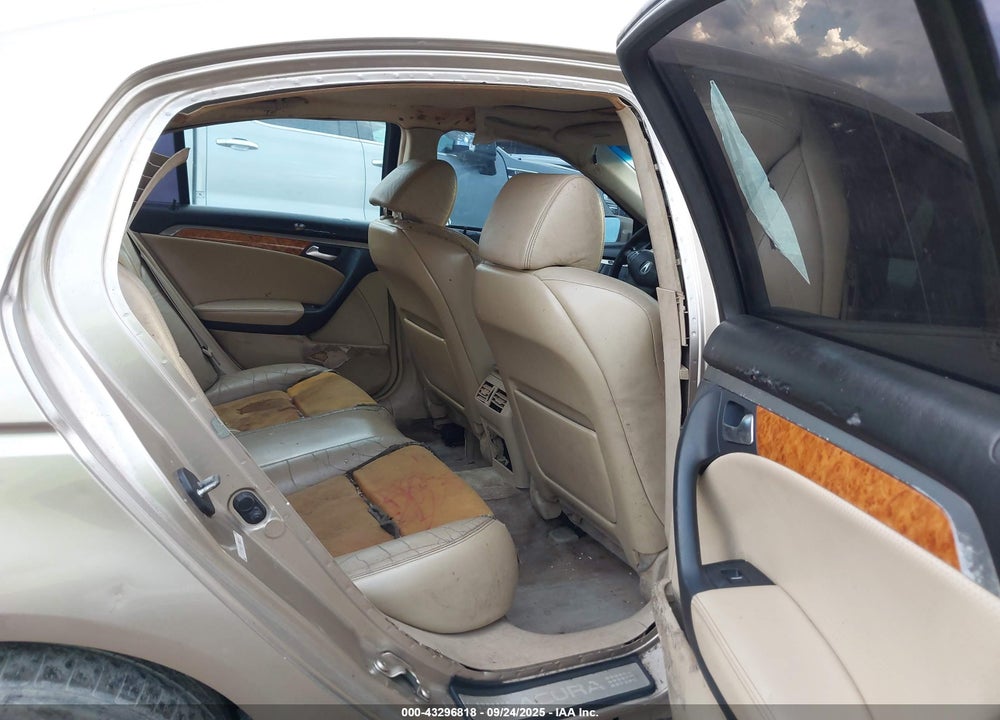 2005 ACURA TL VIN: 19UUA66235A012835