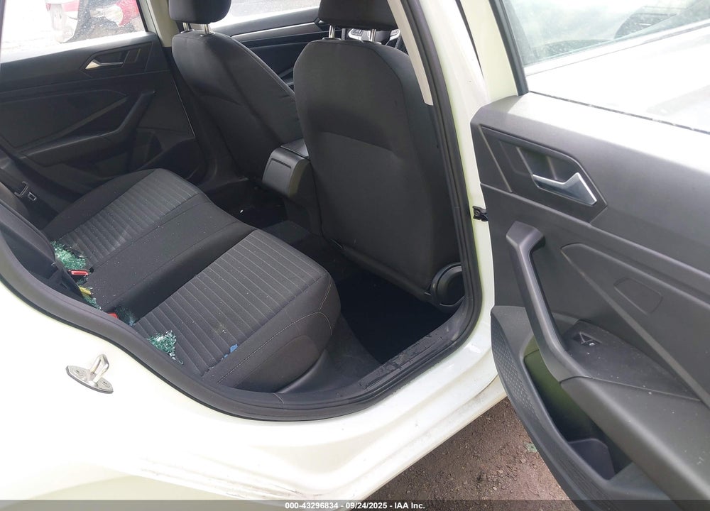 2024 VOLKSWAGEN JETTA 1.5T S VIN: 3VW5M7BUXRM103405