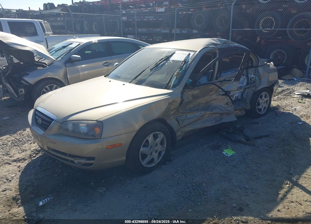 2005 HYUNDAI ELANTRA VIN: KMHDN46D45U197450