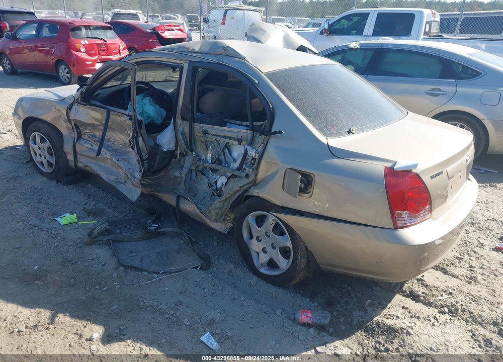 2005 HYUNDAI ELANTRA VIN: KMHDN46D45U197450