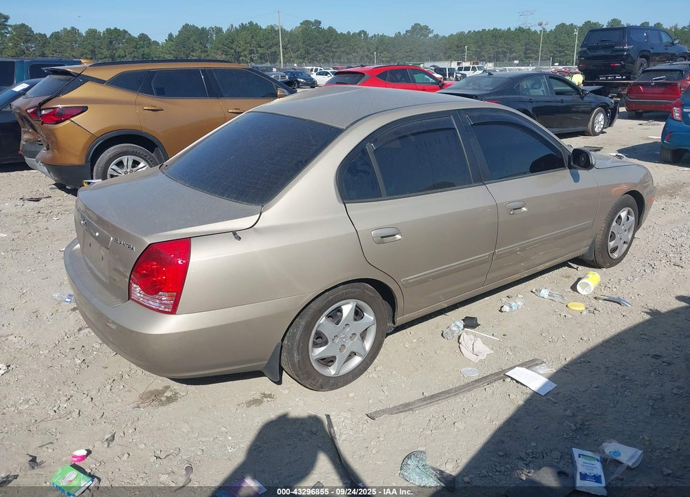 2005 HYUNDAI ELANTRA VIN: KMHDN46D45U197450