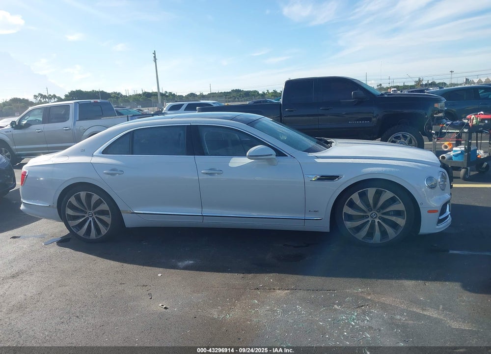 2020 BENTLEY FLYING SPUR W12 VIN: SCBBB6ZG7LC080974