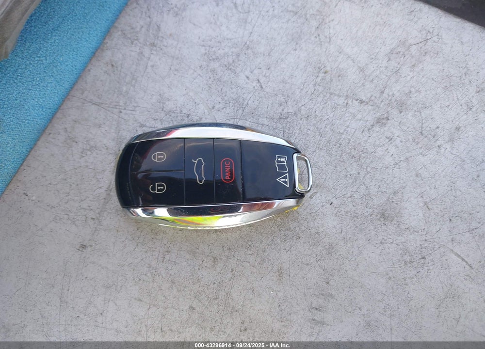 2020 BENTLEY FLYING SPUR W12 VIN: SCBBB6ZG7LC080974