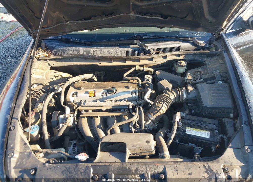 2008 HONDA ACCORD 2.4 LX VIN: JHMCP26368C035771