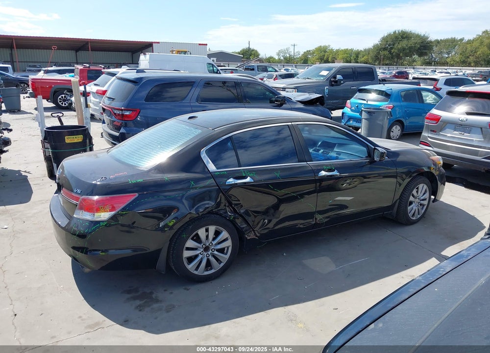 2011 HONDA ACCORD VIN: 5KBCP3F86BB002915