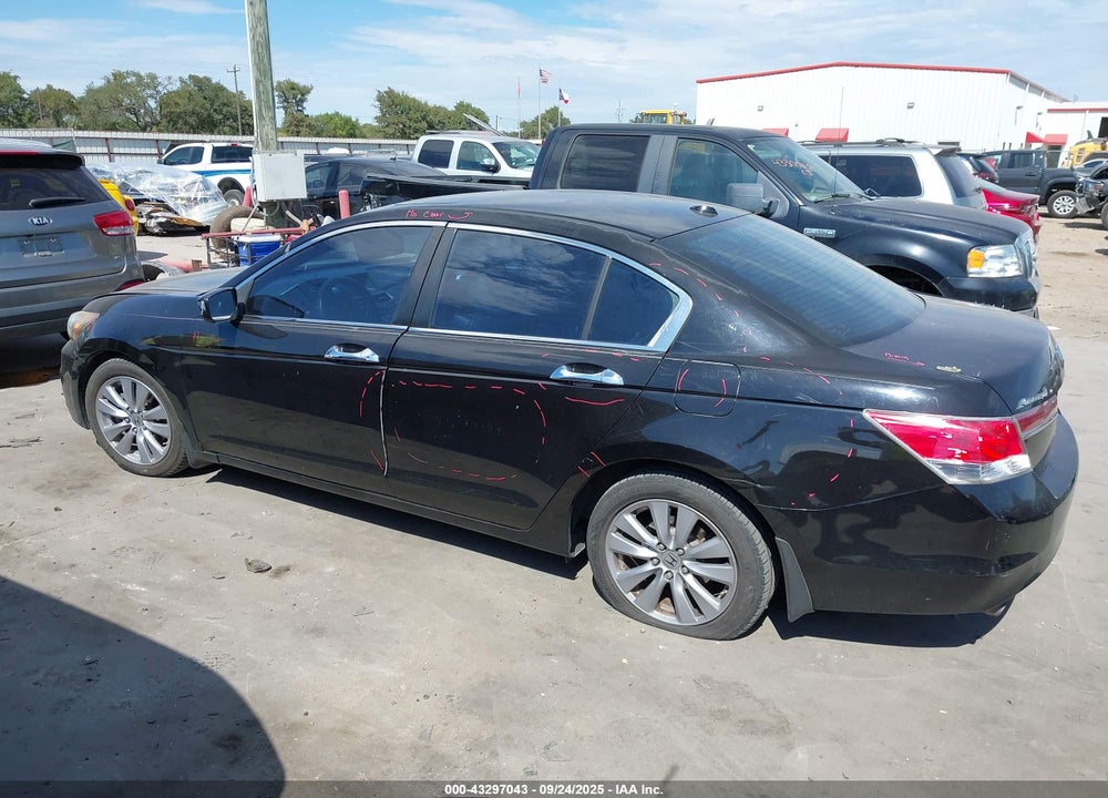 2011 HONDA ACCORD VIN: 5KBCP3F86BB002915