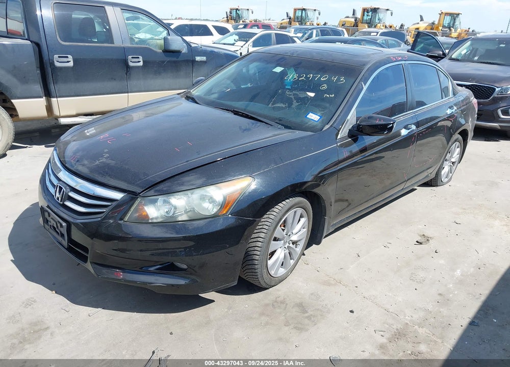 2011 HONDA ACCORD VIN: 5KBCP3F86BB002915