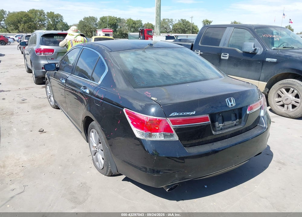 2011 HONDA ACCORD VIN: 5KBCP3F86BB002915