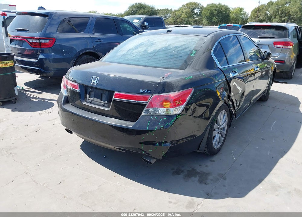 2011 HONDA ACCORD VIN: 5KBCP3F86BB002915