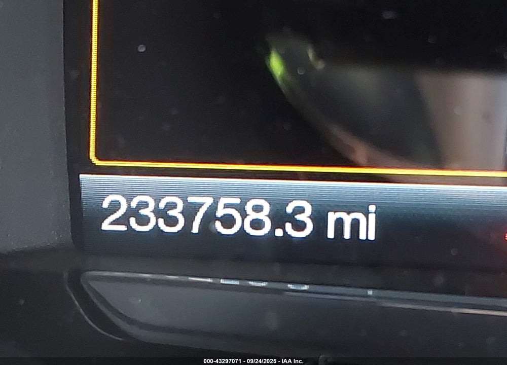 2015 FORD TAURUS VIN: 1FAHP2E88FG162330